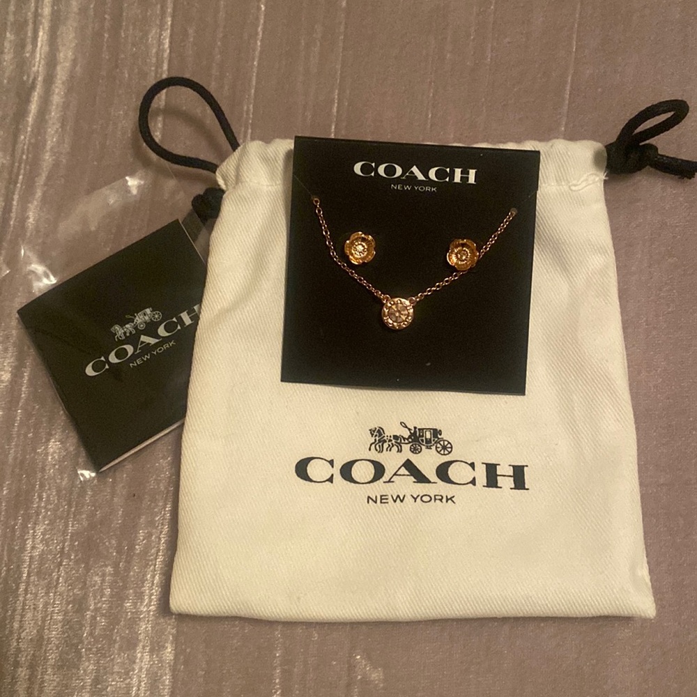 Coach Open Circle Necklace And Tea Rose Stud Earrings Set